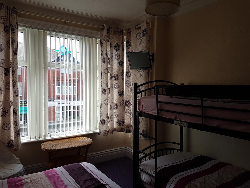 Kings Court Families & Couples Bed & Breakfast Blackpool Luaran gambar